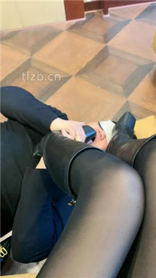 图片[7]_【赫拉】双S-高跟-长靴踩地毯狗/臭脚捂脸/坐脸窒息_HD绳艺资源