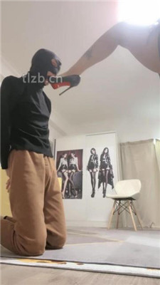 图片[10]_【若冰】重刑-耳光/夹脖子/踢踹_HD绳艺资源