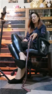 图片[6]_【绳艺导师菲主】虐乳/高跟踩脚垫狗_HD绳艺资源