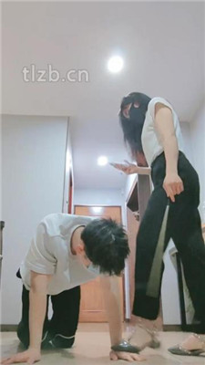 图片[10]_【妮蔻】吃原味脚/骑马/铆钉鞋踩虐_HD绳艺资源