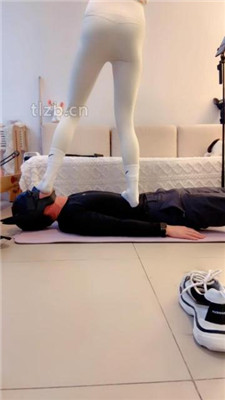 图片[9]_【苒溪】瑜伽裤-长靴-运动鞋狂踩狂跺_HD绳艺资源