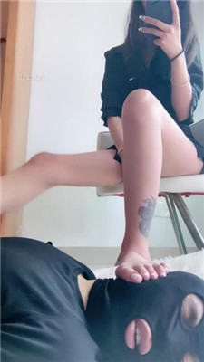 图片[13]_【路子】运动鞋全体重踩踏_HD绳艺资源