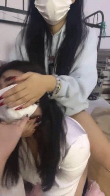 图片[8]_【女仆店萌萌】圈养母畜没睡醒就被姐妹花玩弄_HD绳艺资源