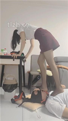 图片[11]_【丫丫】高跟黑丝踩踏/挑战插嘴/嘴叼高跟/口水吐脸_HD绳艺资源