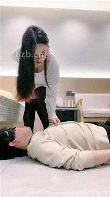 图片[13]_【小羊】黑丝美腿插嘴/训练踩踏_HD绳艺资源