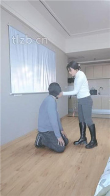 【酒精泡芙】长靴踩虐/吃烟灰/舔地/骑马/木乃伊踩踏/鞋抽耳光_HD绳艺资源