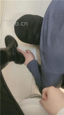 图片[17]_【酒精泡芙】长靴踩虐/吃烟灰/舔地/骑马/木乃伊踩踏/鞋抽耳光_HD绳艺资源