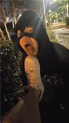 图片[3]_【上头姐妹】户外遇到猥琐男艺术吃鞋底_HD绳艺资源