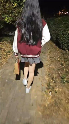 图片[9]_【上头姐妹】户外遇到猥琐男艺术吃鞋底_HD绳艺资源