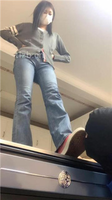 图片[5]_【精神小妹】3S素人学生主-踩狗头/舔脏鞋_HD绳艺资源