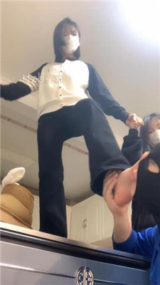 图片[13]_【精神小妹】3S素人学生主-踩狗头/舔脏鞋_HD绳艺资源