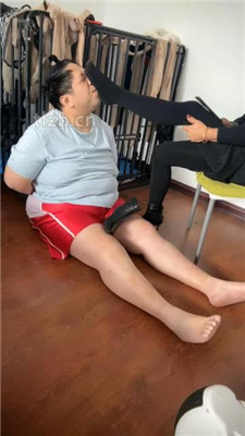 图片[7]_【冰色】家奴清理脏鞋底_HD绳艺资源