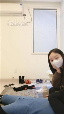 【安静大大】亲母女S-骑马骑脖/坐脸窒息/踩踏【双视角版】_HD绳艺资源