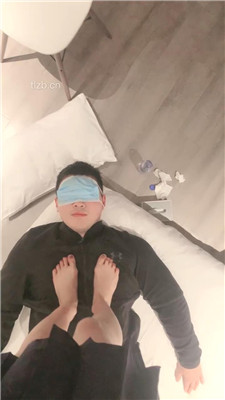 图片[7]_【于于鱼】肉丝脚恋足舔/踩踏/喂口水_HD绳艺资源