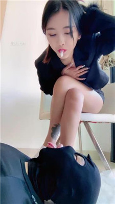 图片[9]_【路子】AJ鞋提档/艺术闻鞋闻白袜/香蕉插嘴_HD绳艺资源