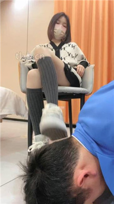 图片[3]_【奶味茶茶】脏鞋及膝袜踩狗头/裸足深喉/转胯/闻棉袜_HD绳艺资源