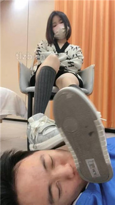 图片[5]_【奶味茶茶】脏鞋及膝袜踩狗头/裸足深喉/转胯/闻棉袜_HD绳艺资源