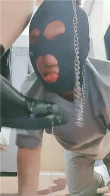 图片[11]_【妮蔻】短靴丝袜踩虐/气味控制/吃袜子_HD绳艺资源