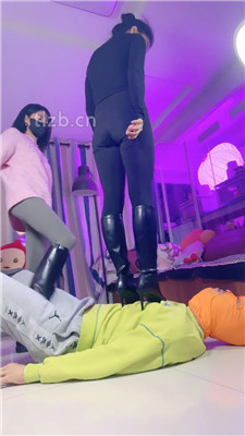 图片[14]_【鹿梦兮】双S-手捂窒息/腿绞/提档/全体重踩踏/骑马狠跺_HD绳艺资源