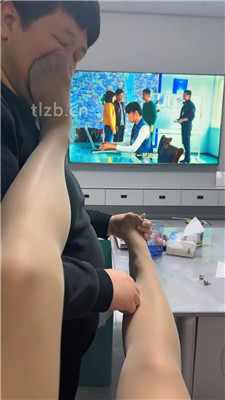 图片[6]_【冰色】闻舔主人的原味肉丝jio_HD绳艺资源