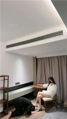 【美美子】白富美S-高跟踩踏/骑脖/踩狗舌/转胯训练_HD绳艺资源