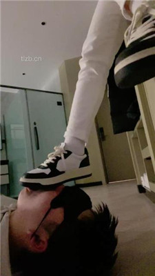 图片[11]_【川野尤娜】运动鞋全体重踩踏/叼白袜提档/耳光_HD绳艺资源