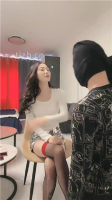 【三娘】长腿车模S-耳光/黑丝踩_HD绳艺资源