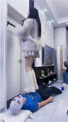 图片[3]_【麋鹿银儿】双S-脏鞋踩虐/骑马转胯/腿绞窒息_HD绳艺资源