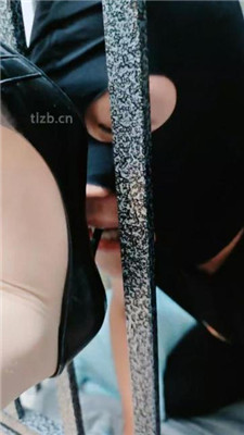 图片[4]_【木子大大】品尝主人的肉丝jio/囚禁狗笼/腿绞踩踏_HD绳艺资源