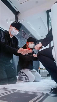 图片[4]_【依然】虐双奴-重度sp/绳艺技巧揪耳朵/骑脖_HD绳艺资源