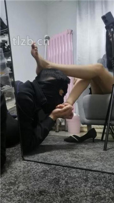 图片[5]_【文文文】素人主播-高跟无意识踩脚垫_HD绳艺资源