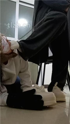 图片[2]_【爱可呀】母畜-清理脏鞋/闻棉袜/对鞋磕头/袜子塞嘴_HD绳艺资源