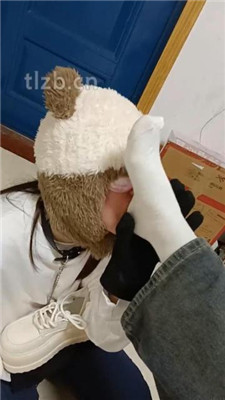 图片[8]_【爱可呀】母畜-清理脏鞋/闻棉袜/对鞋磕头/袜子塞嘴_HD绳艺资源