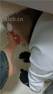 图片[13]_【爱可呀】母畜-清理脏鞋/闻棉袜/对鞋磕头/袜子塞嘴_HD绳艺资源