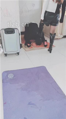 【美容院S】长靴御姐逛街回家虐家奴_HD绳艺资源