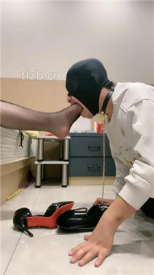 图片[16]_【小羊】狗链拴狗/高跟网袜诱惑舔/训练插嘴_HD绳艺资源