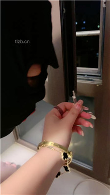 图片[17]_【伊兮夫妻】囚禁狗笼/骑马转胯/长靴高跟踩虐/舔腋下喝圣水_HD绳艺资源