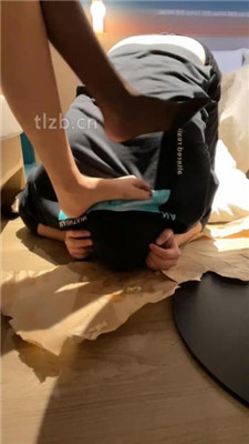 图片[3]_【尤黎】黑丝裸足-脚下踩踏喂食/喂圣水_HD绳艺资源