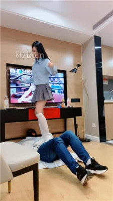 图片[17]_【陈甜女帝】小白鞋白丝-重度连环提档/训练/踩踏喂圣水_HD绳艺资源