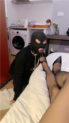 图片[4]_【然然情侣S】高跟踩狗爪/骑马/下跪恋足舔_HD绳艺资源