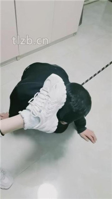 图片[9]_【文文文】多S群调-脏鞋踩踏艺术舔干净【三视角版】_HD绳艺资源