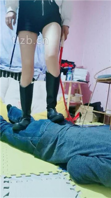 图片[6]_【软糖】骑马爬行/高跟长靴全体重踩踏【完整版】_HD绳艺资源