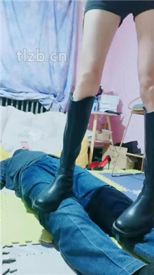 图片[8]_【软糖】骑马爬行/高跟长靴全体重踩踏【完整版】_HD绳艺资源