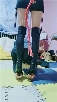 图片[13]_【软糖】骑马爬行/高跟长靴全体重踩踏【完整版】_HD绳艺资源