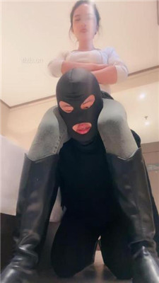 图片[4]_【沐阳大小姐】胯下辱/舔脏长靴原味船袜/骑马踩踏/脚喂食_HD绳艺资源