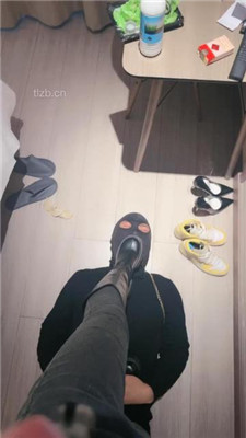 图片[17]_【沐阳大小姐】胯下辱/舔脏长靴原味船袜/骑马踩踏/脚喂食_HD绳艺资源