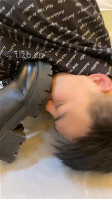 图片[15]_【尤黎】骑马胯下辱/高跟黑丝碾压踩/脏鞋清理器_HD绳艺资源