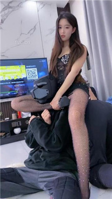 图片[11]_【麋鹿银儿】骑马爬行/训练/网袜臭脚捂脸/舔脏鞋底_HD绳艺资源