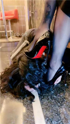 【温莎】母畜-白领S歌厅高难度挑战挑战女员工_HD绳艺资源