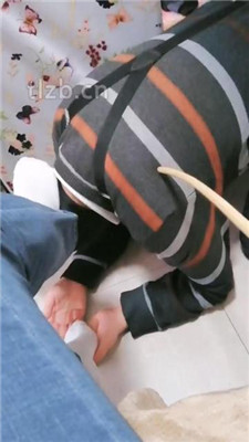 图片[4]_【蓝蜻蜓】白袜脚窒息踩/藤条抽_HD绳艺资源